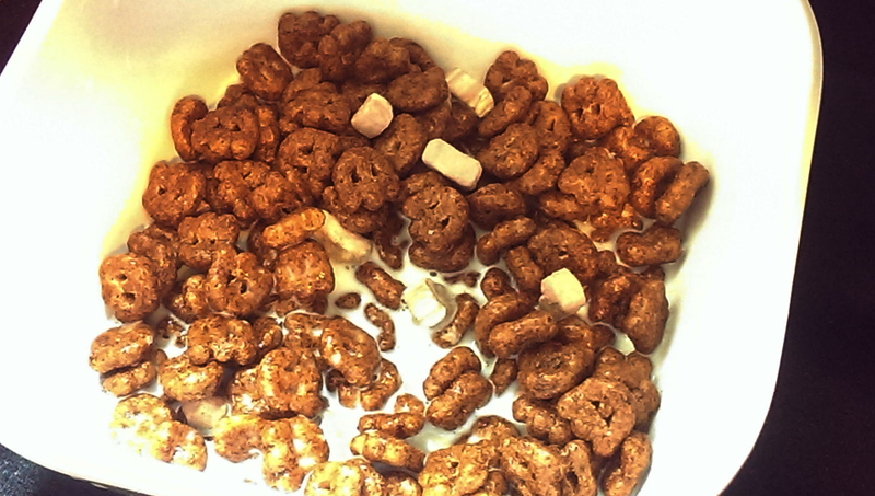 Illustration for article titled Count Chocula: The Snacktaku Monster Cereals Review Spooktacular